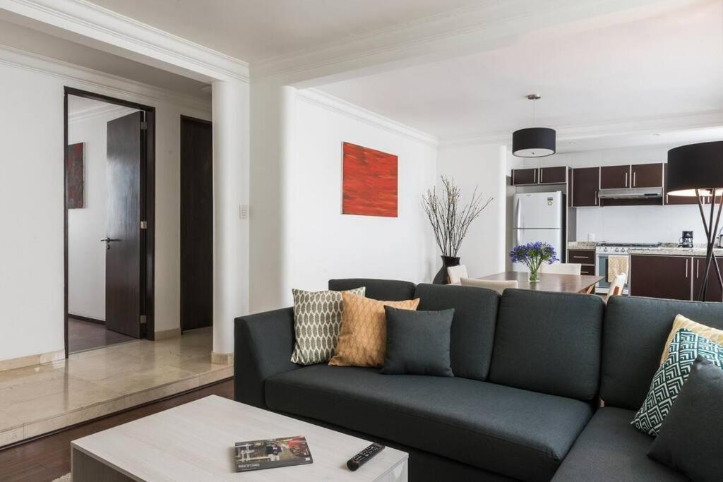 Condesa Residence 7 Stylish 2 Bedroom, 1 Bathroom Residence Accentuating Expansive Interiors México DF Exterior foto